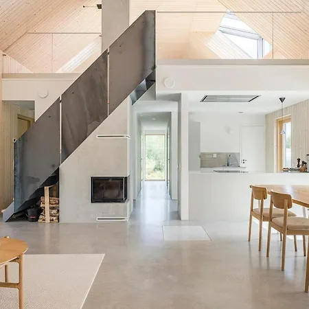 Villa Lato Escape, Luxury Barnhouse *